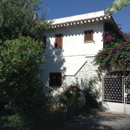 Deliziosa Villa 150 Metri Dal Mare Quartu SantʼElena Eksteriør bilde